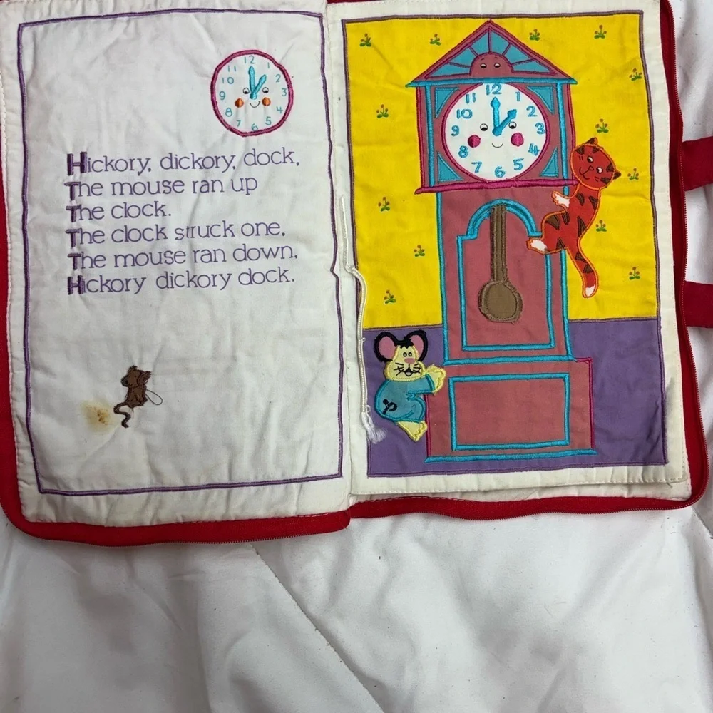 My Favorite Nursery Rhymes Soft Book- Great stories for babies and kids